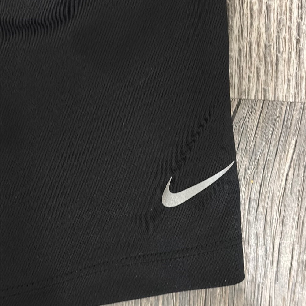 Nike Dry-Fit Women’s Black Basketball Shorts Size Medium - Picture 4 of 7